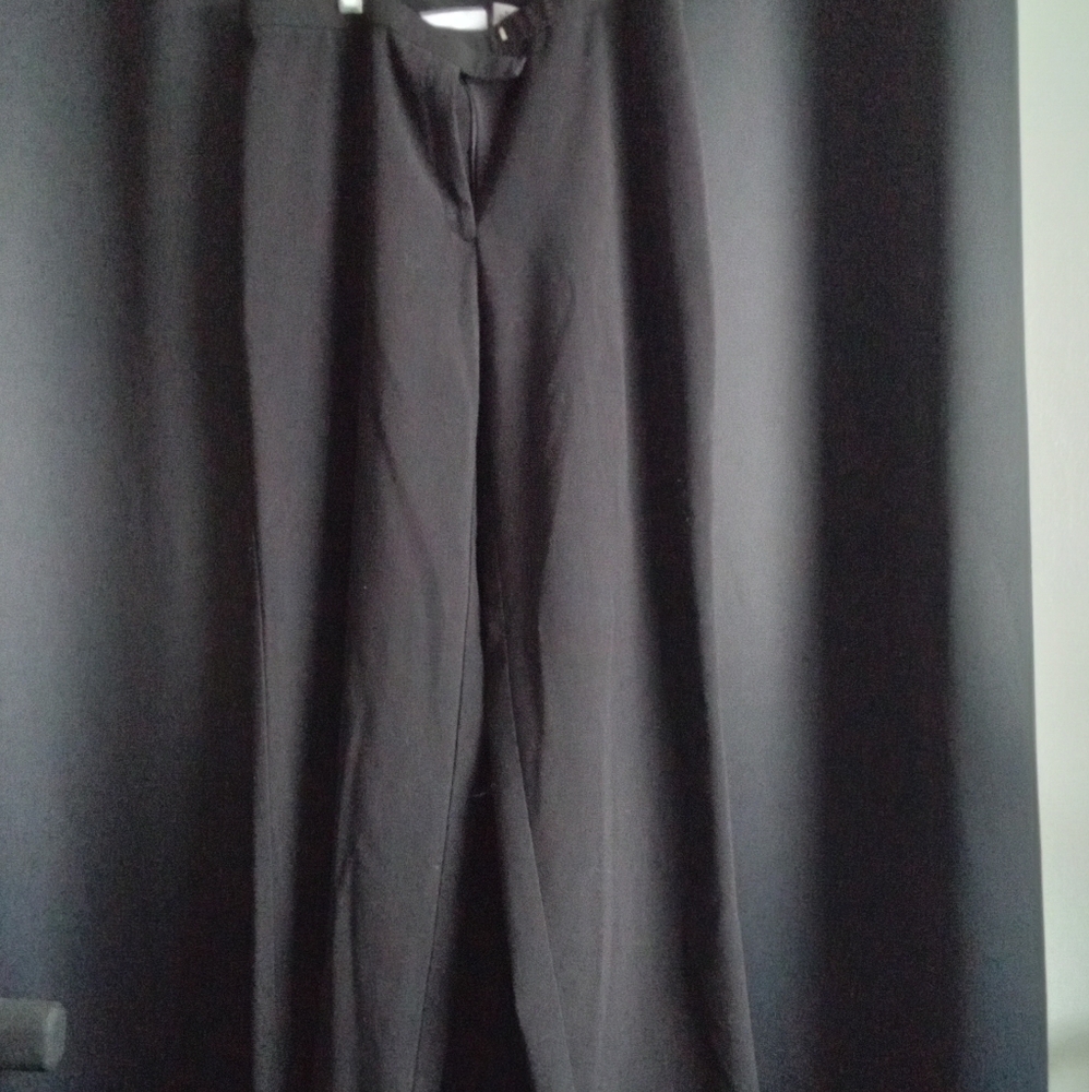 Black dress pants.  Sag Harbor.